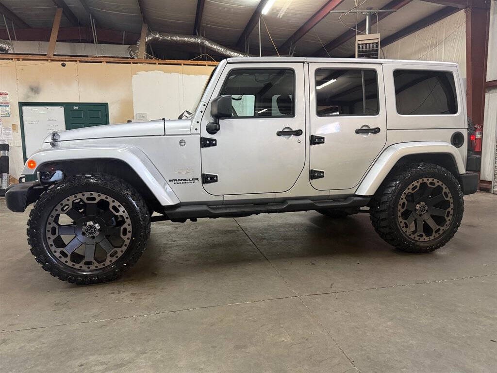 2012 Jeep Wrangler Unlimited Image 9