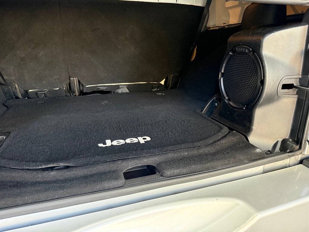2012 Jeep Wrangler Unlimited Image 18