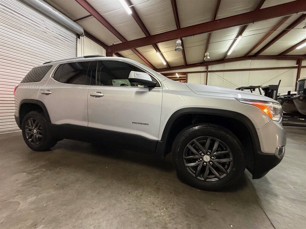 2017 GMC Acadia Image 9