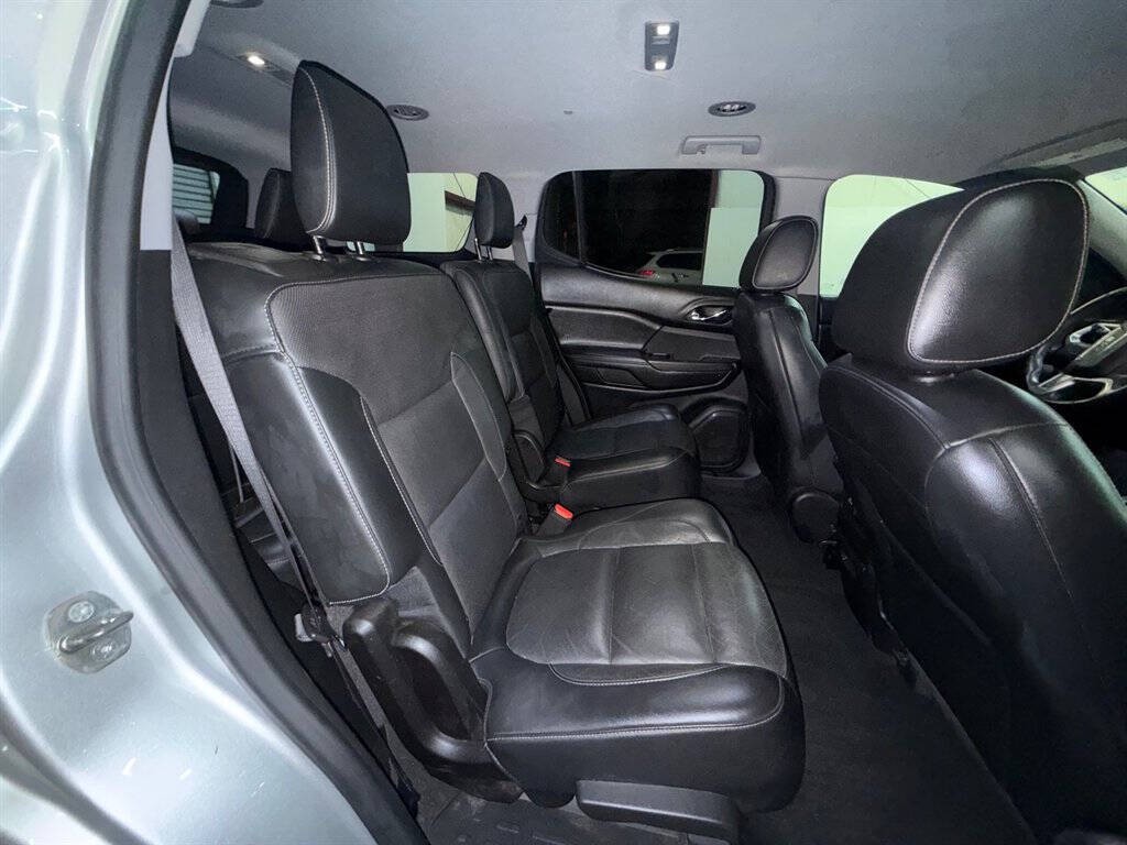 2017 GMC Acadia Image 15