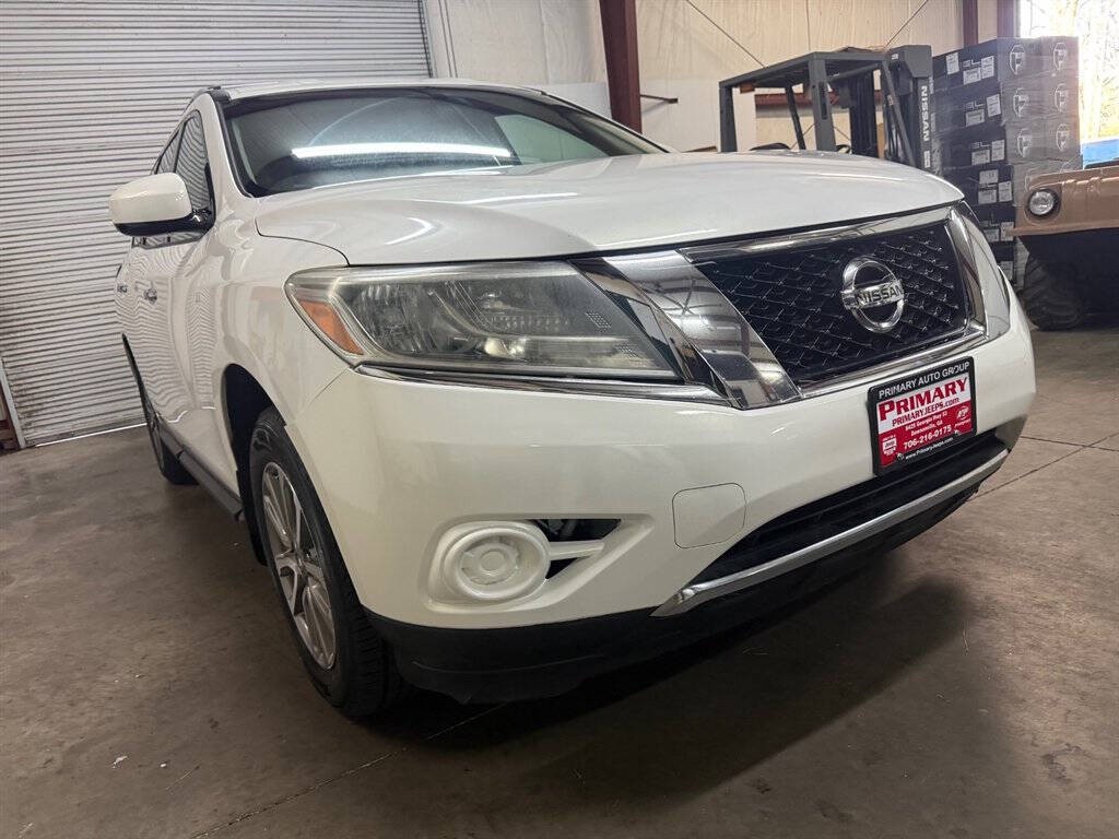 2014 Nissan Pathfinder Image 2
