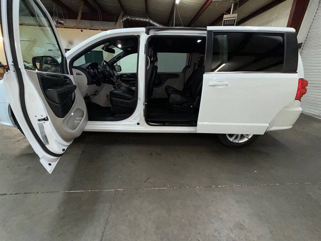 2019 Dodge Grand Caravan Image 5