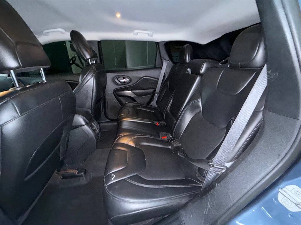 2020 Jeep Cherokee Image 13