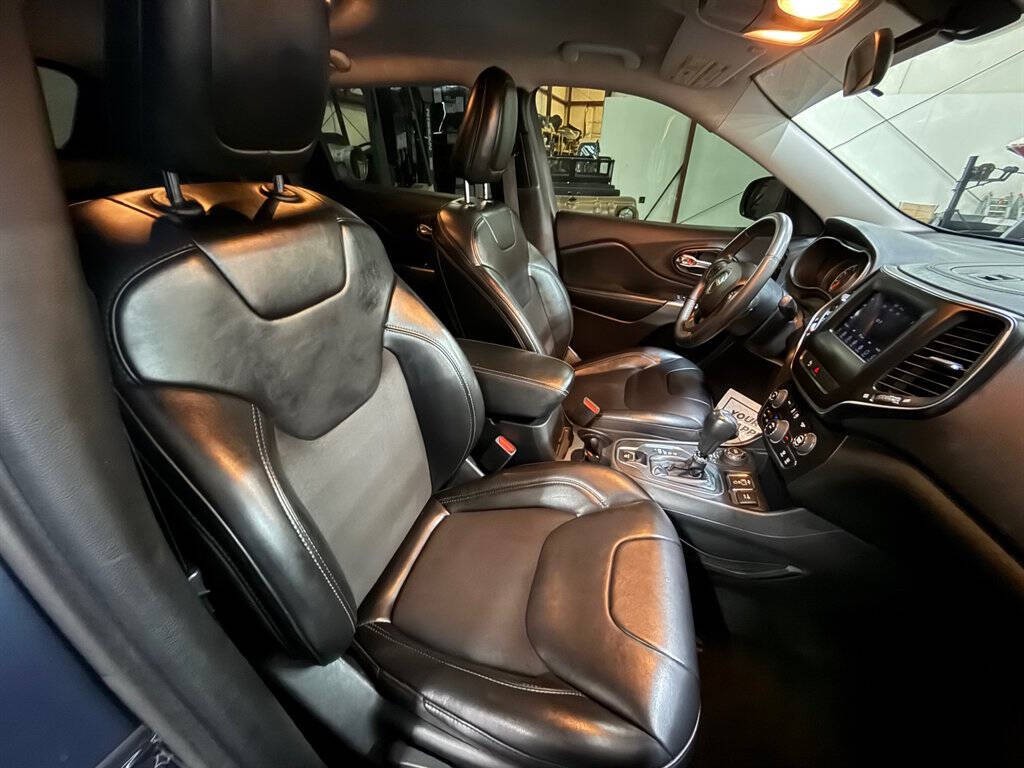 2020 Jeep Cherokee Image 20