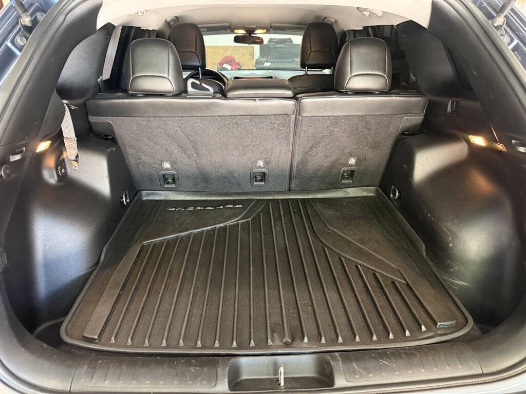 2020 Jeep Cherokee Image 19