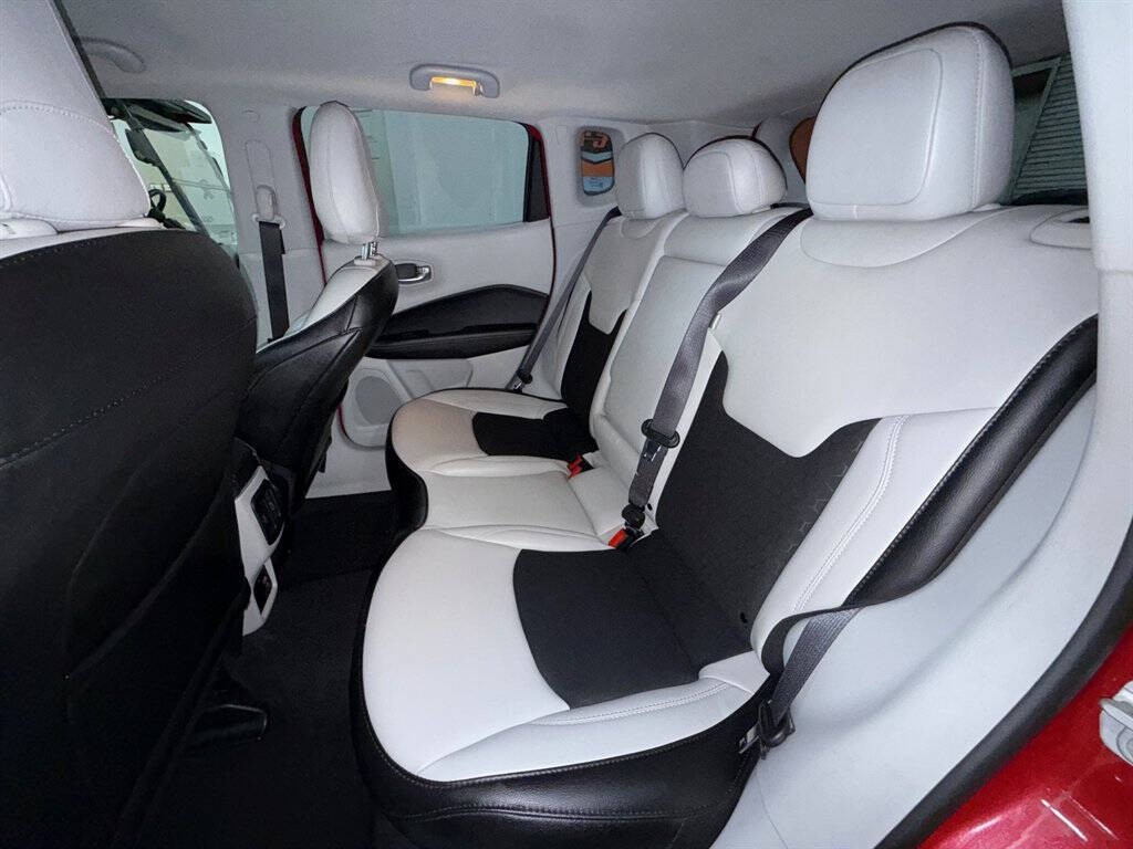 2020 Jeep Compass Image 12