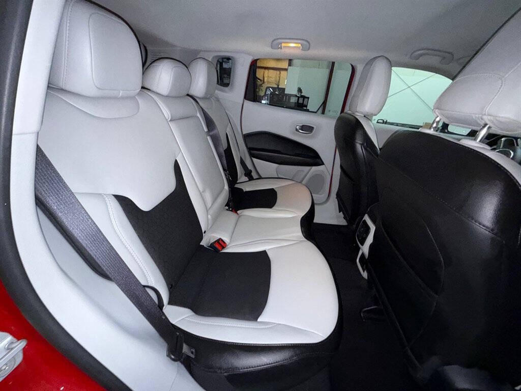 2020 Jeep Compass Image 15