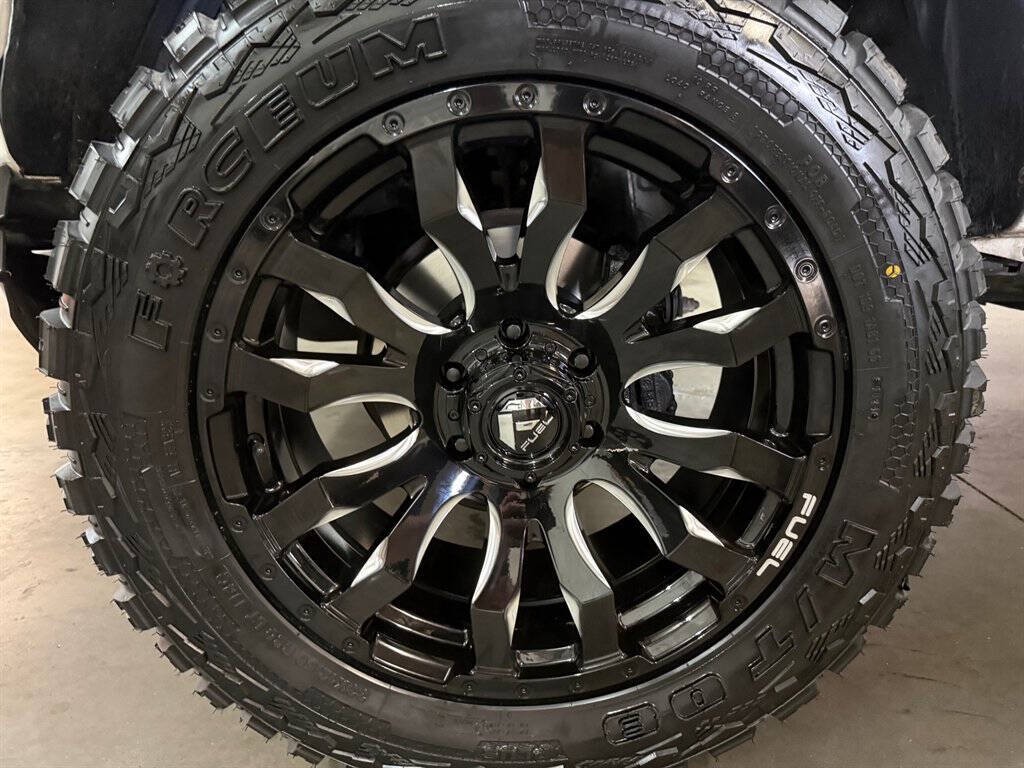 2018 Toyota Tacoma Image 3