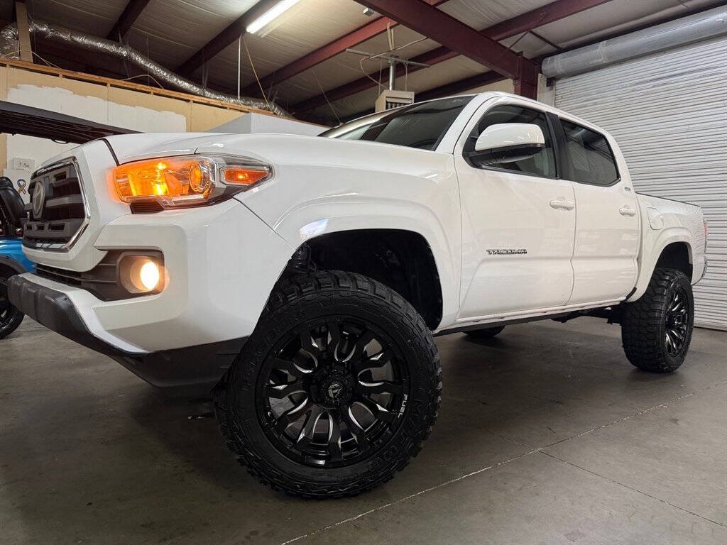 2018 Toyota Tacoma Image 4