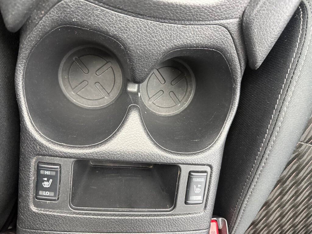 2019 Nissan Rogue Image 17