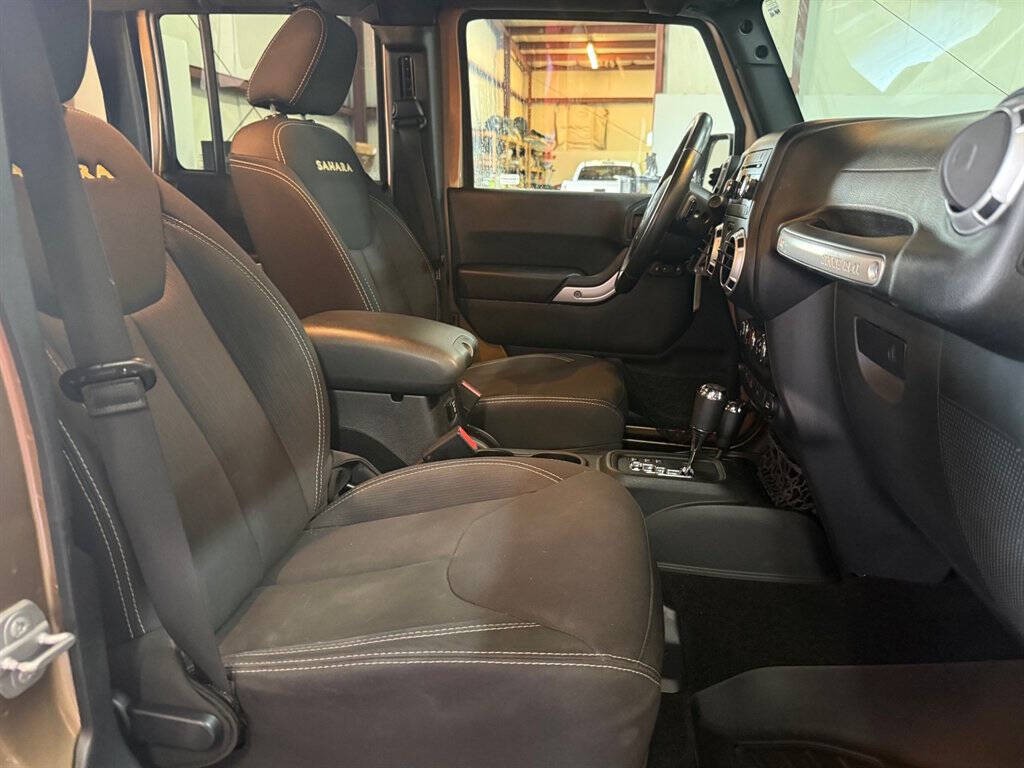 2015 Jeep Wrangler Unlimited Image 15