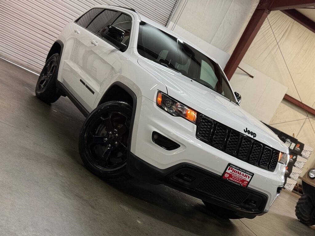 2020 Jeep Grand Cherokee Image 4