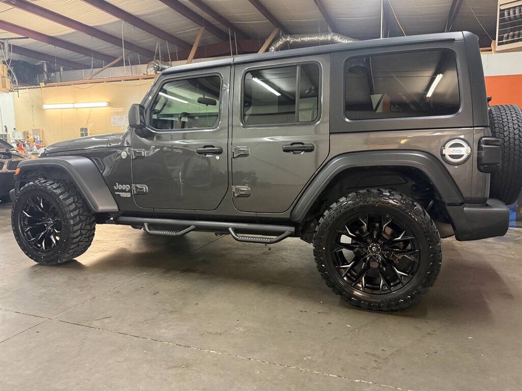 2019 Jeep Wrangler Unlimited Image 9