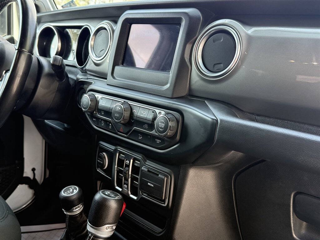 2020 Jeep Wrangler Unlimited Image 18
