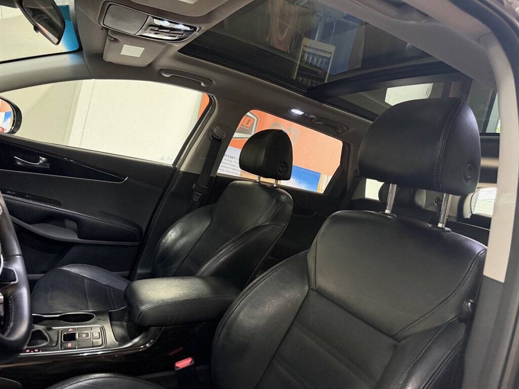 2020 Kia Sorento Image 14