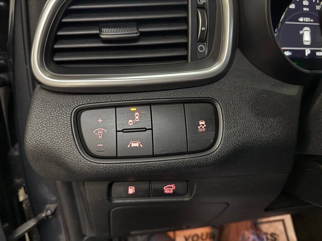 2020 Kia Sorento Image 24