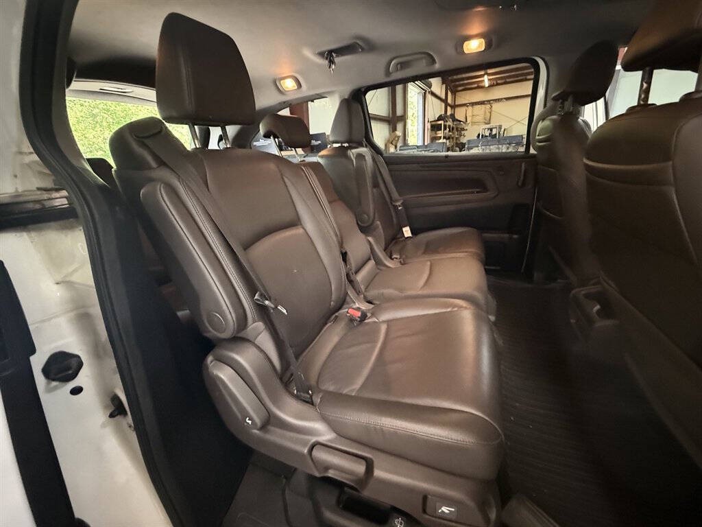 2018 Honda Odyssey Image 17