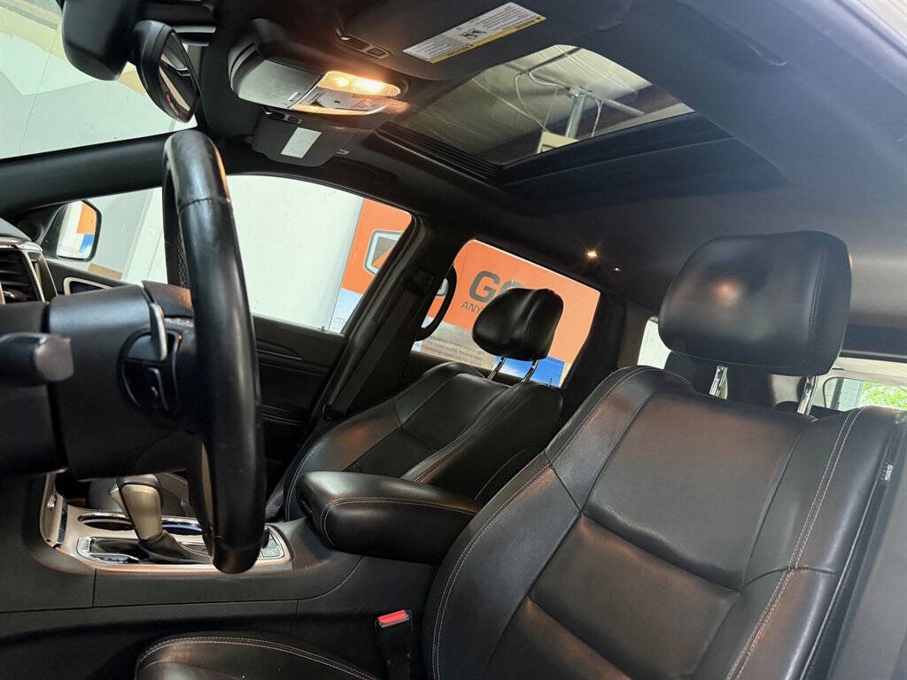 2017 Jeep Grand Cherokee Image 14