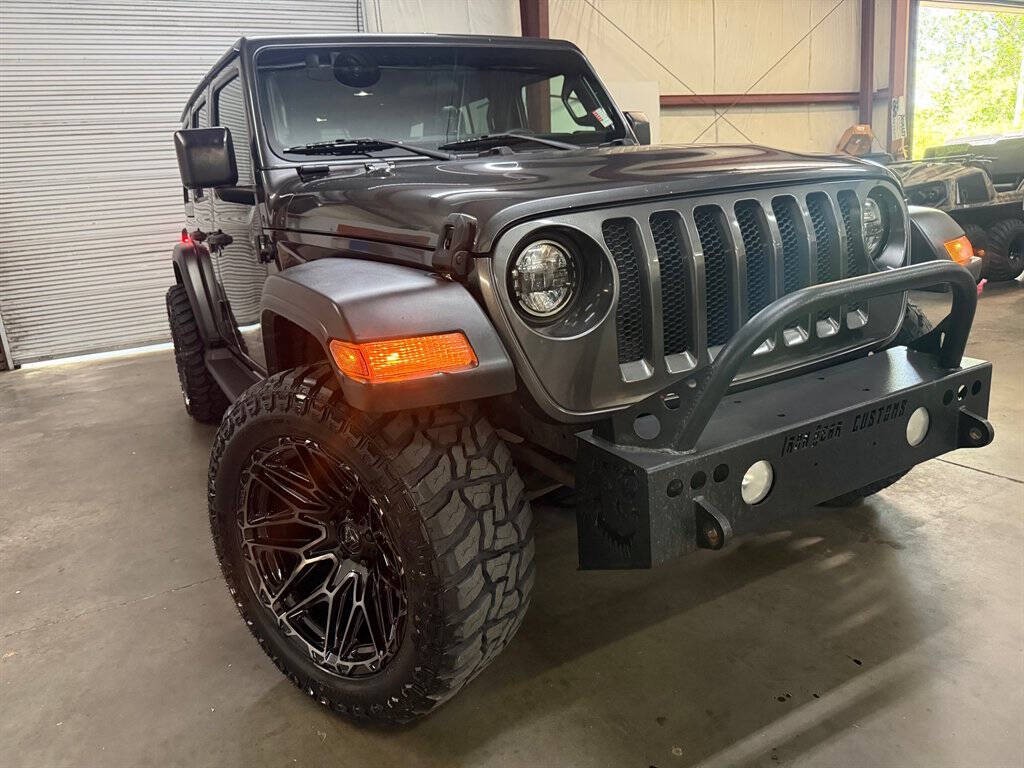 2018 Jeep Wrangler Unlimited Image 2