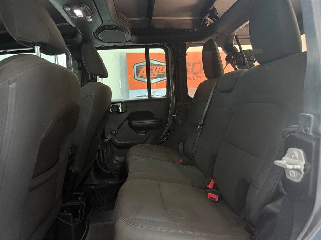 2018 Jeep Wrangler Unlimited Image 16