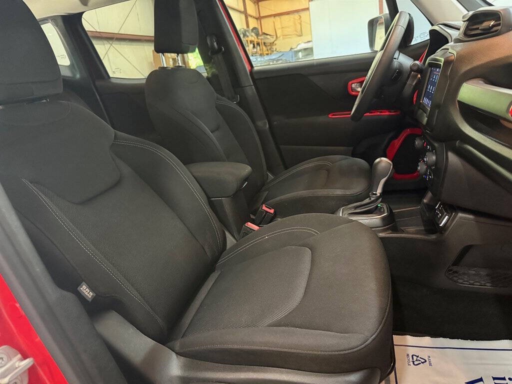 2021 Jeep Renegade Image 16