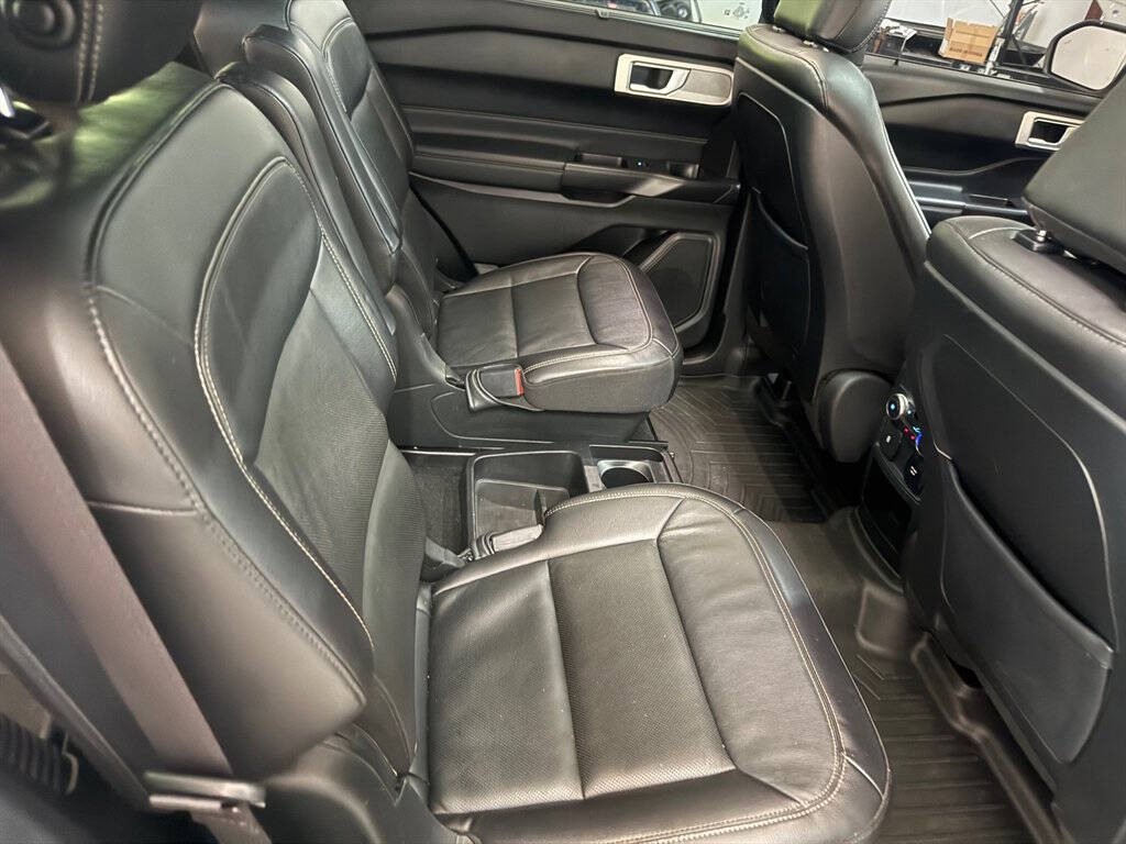 2020 Ford Explorer Image 19