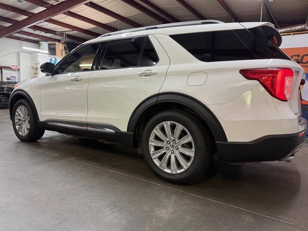 2020 Ford Explorer Image 23