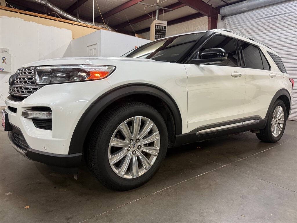 2020 Ford Explorer Image 25