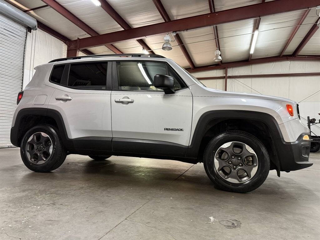 2018 Jeep Renegade Image 3