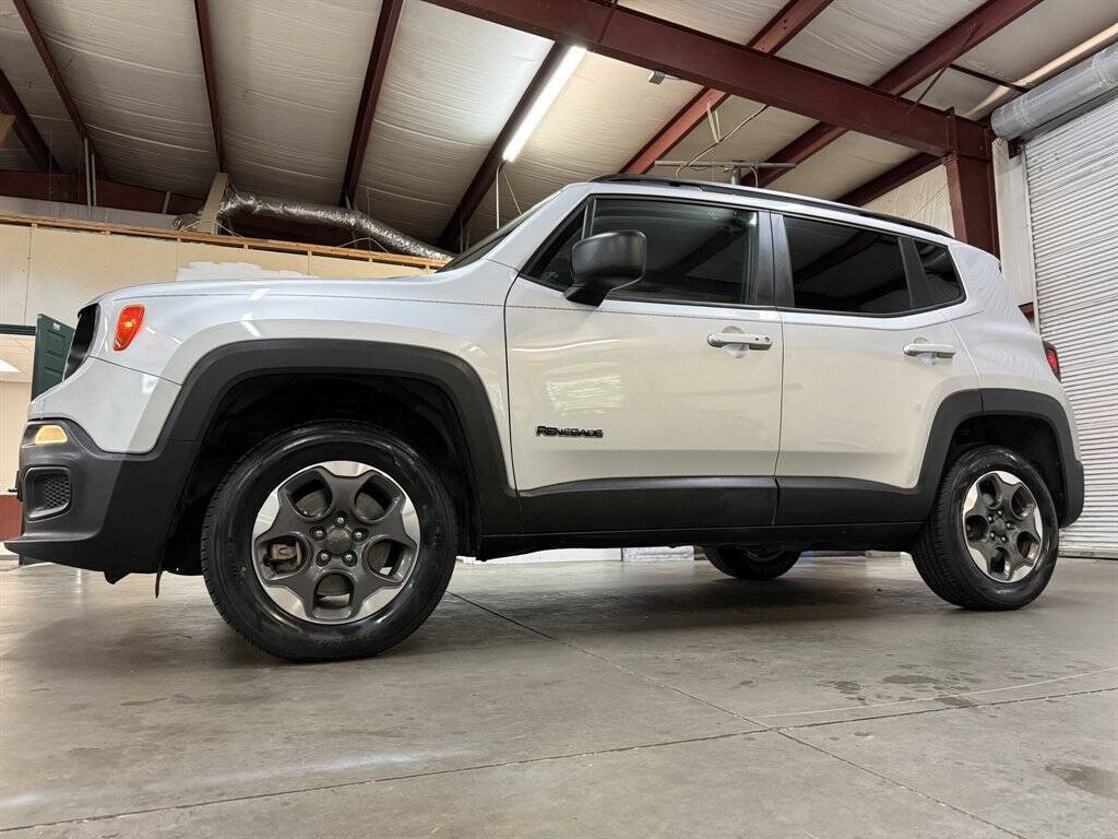 2018 Jeep Renegade Image 4