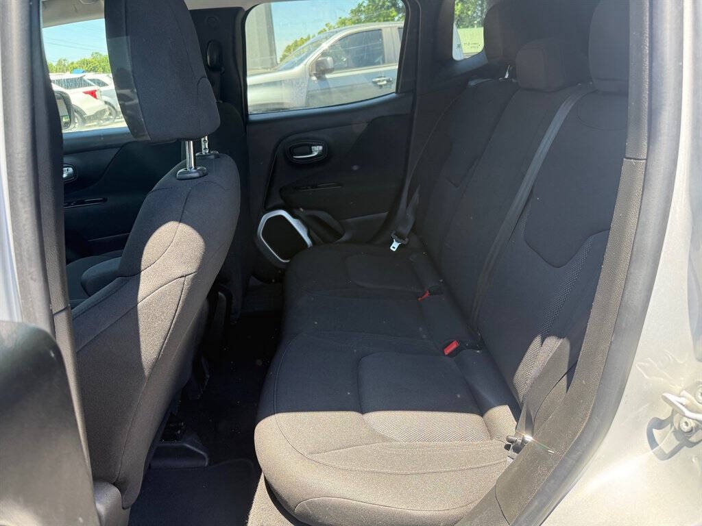 2018 Jeep Renegade Image 32