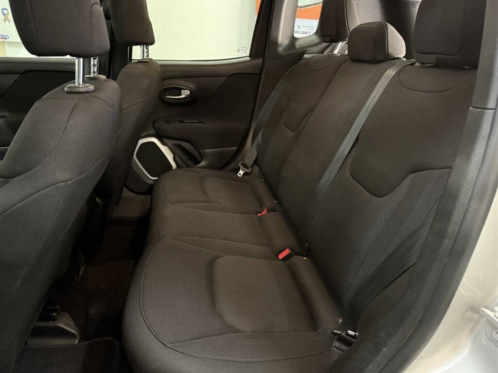 2018 Jeep Renegade Image 48