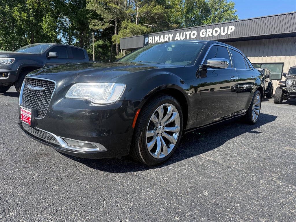 2018 Chrysler 300 Image 12