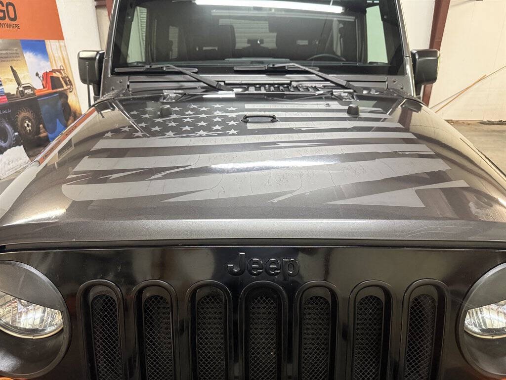 2016 Jeep Wrangler Image 6