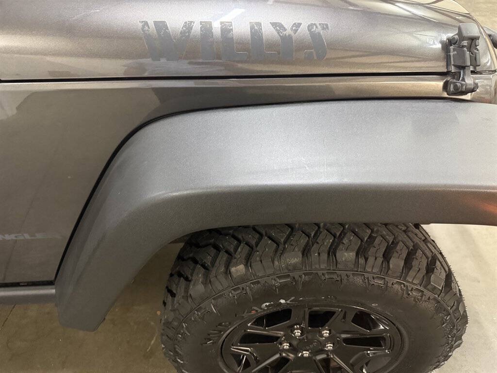 2016 Jeep Wrangler Image 8