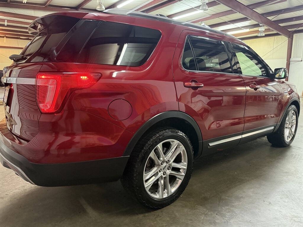 2017 Ford Explorer Image 20