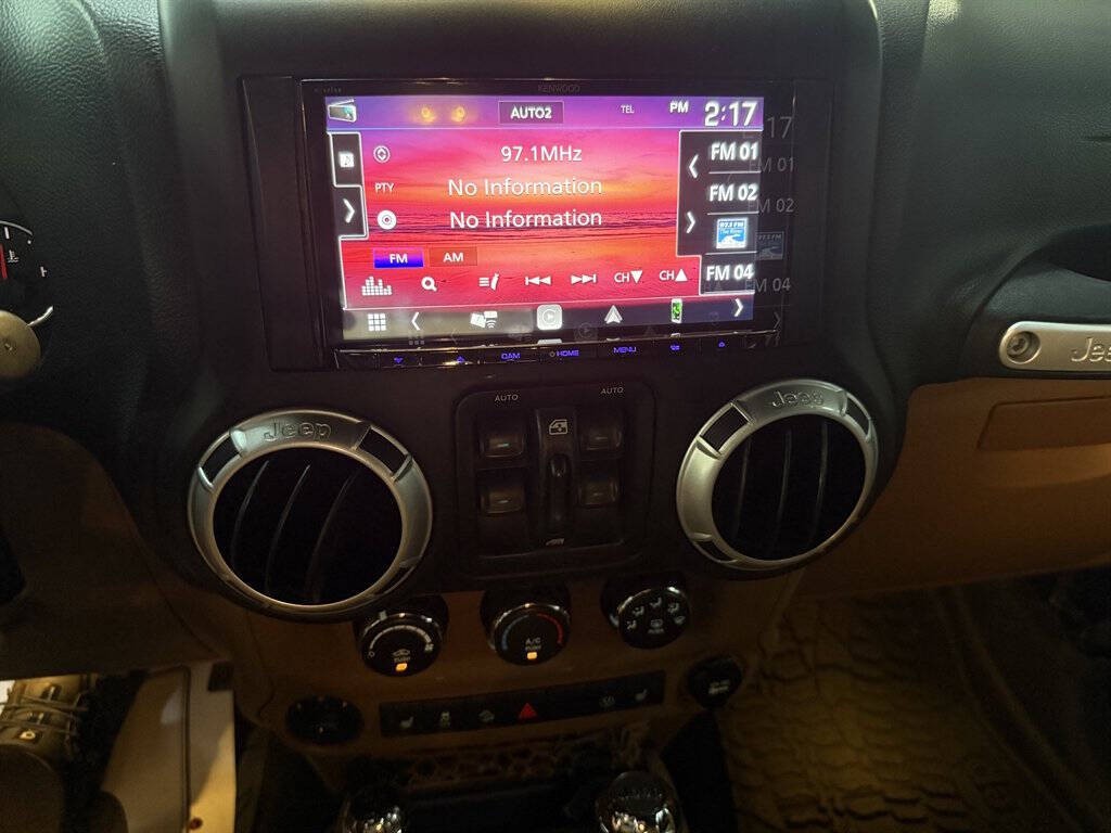 2014 Jeep Wrangler Unlimited Image 17