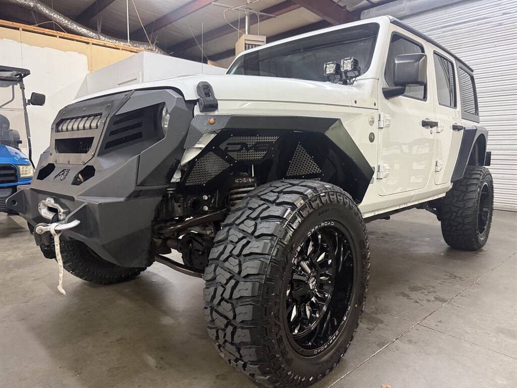 2019 Jeep Wrangler Unlimited Image 11