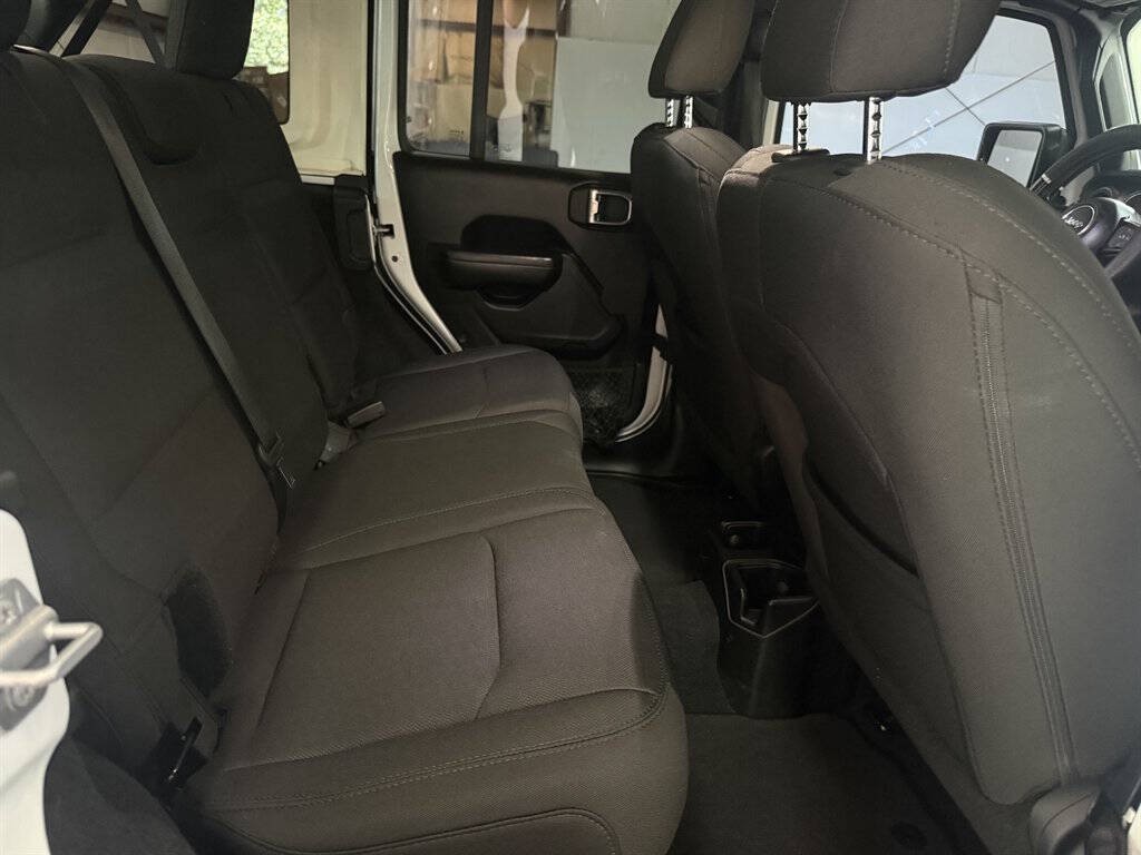 2019 Jeep Wrangler Unlimited Image 14
