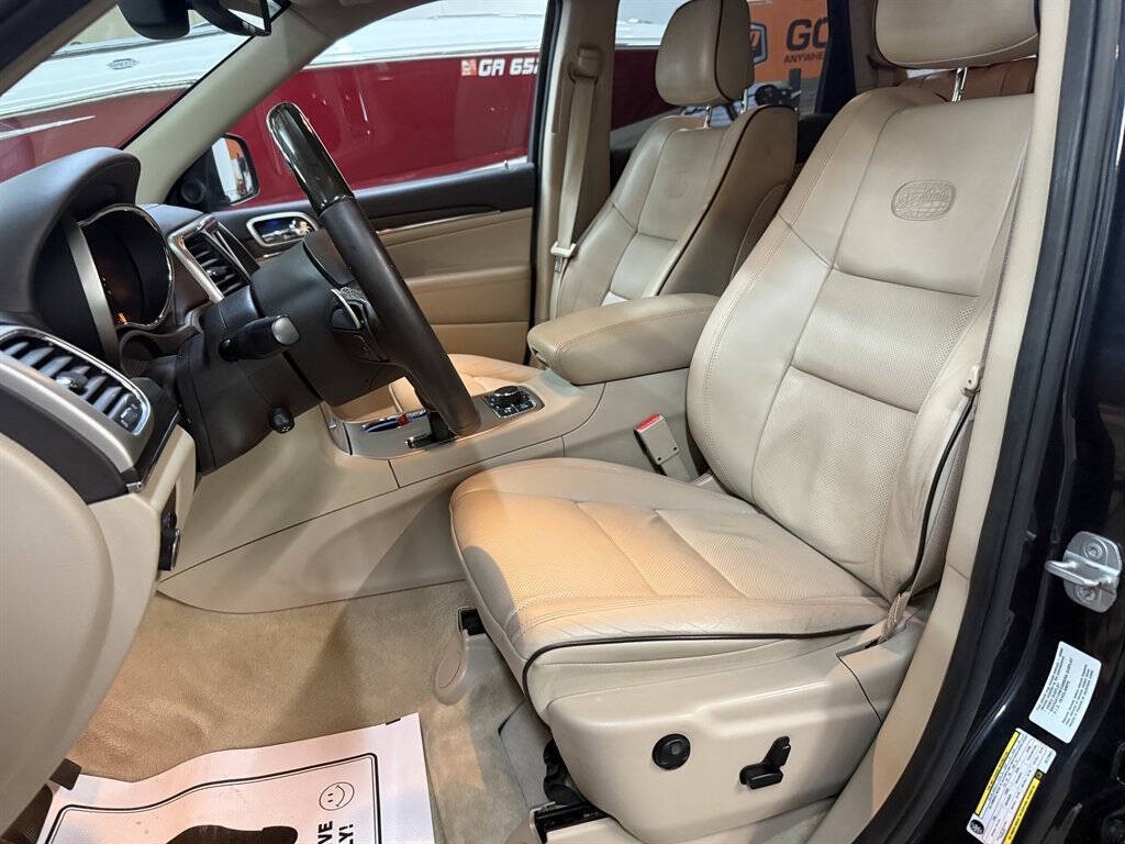 2014 Jeep Grand Cherokee Image 2
