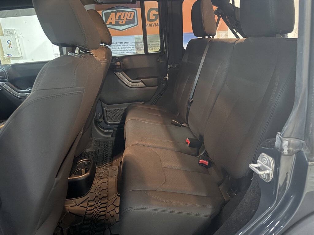2017 Jeep Wrangler Unlimited Image 13