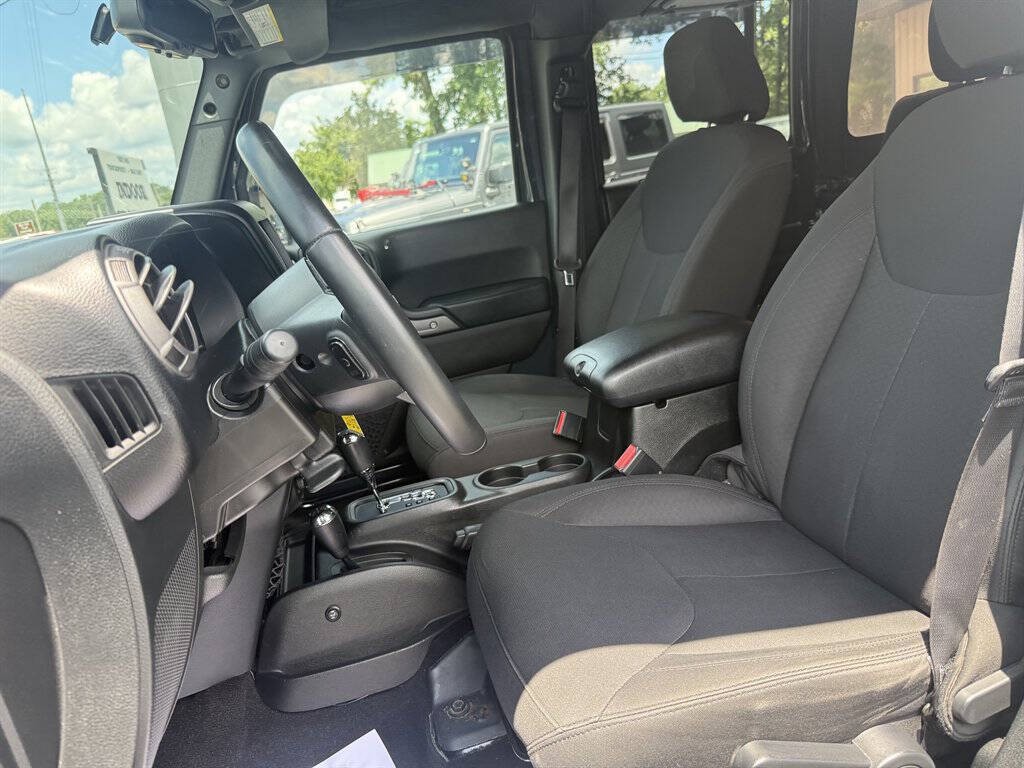 2017 Jeep Wrangler Unlimited Image 27