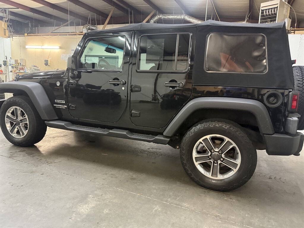 2017 Jeep Wrangler Unlimited Image 6