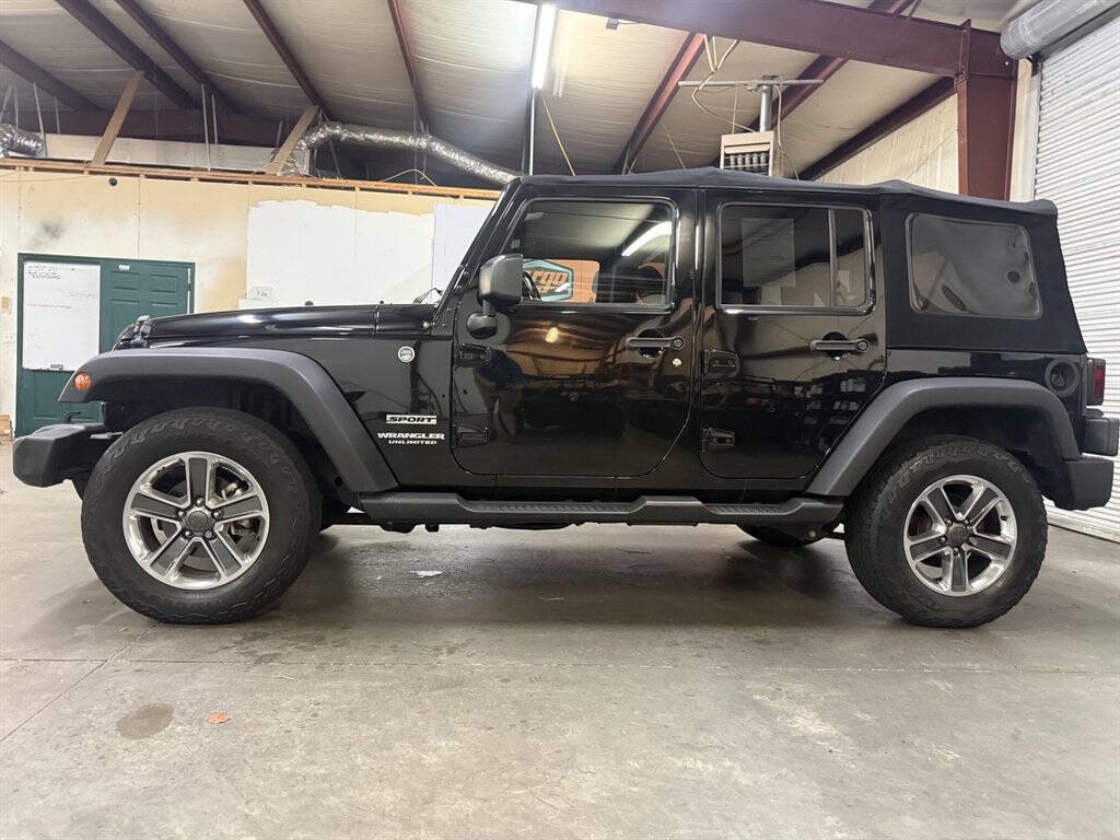 2017 Jeep Wrangler Unlimited Image 7
