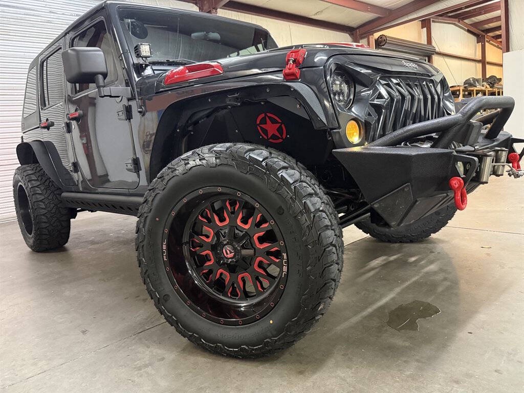 2016 Jeep Wrangler Unlimited Image 2