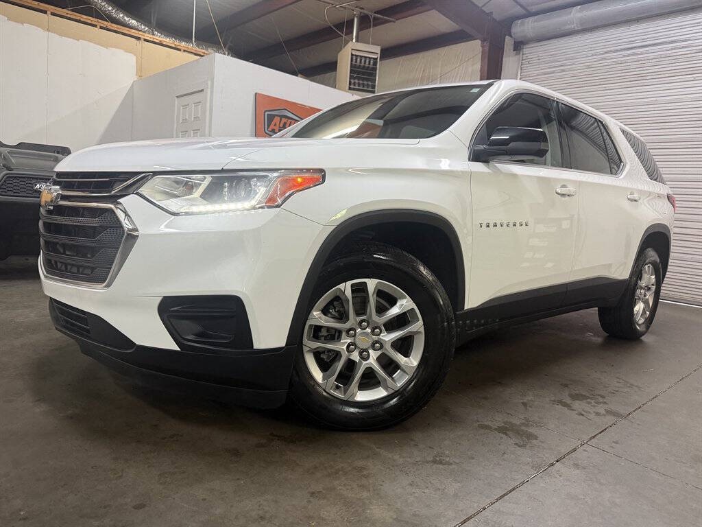 2021 Chevrolet Traverse Image 2