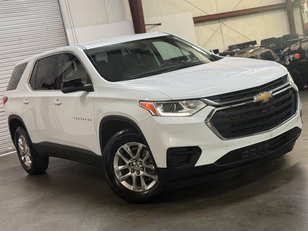 2021 Chevrolet Traverse Image 3