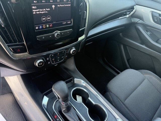 2021 Chevrolet Traverse Image 16