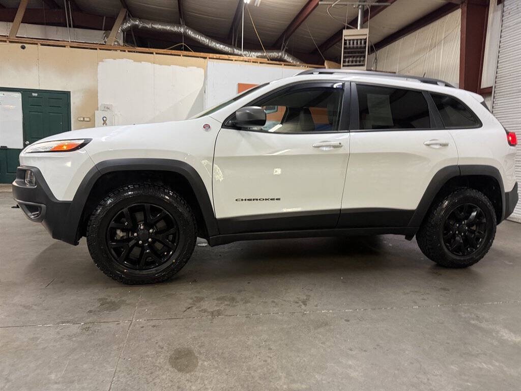 2016 Jeep Cherokee Image 28
