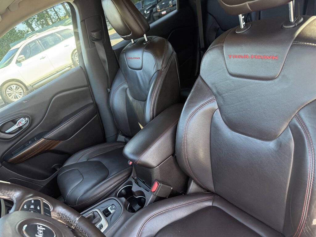 2016 Jeep Cherokee Image 43